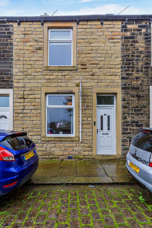 Property photo 1 of 21