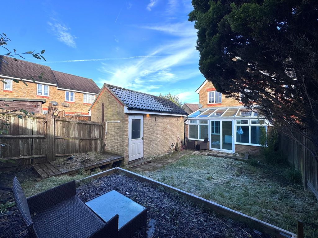 Property photo 3 of 4