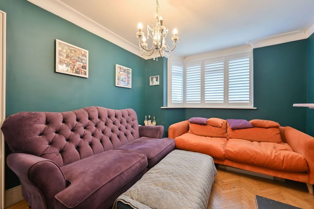 Property photo 1 of 25