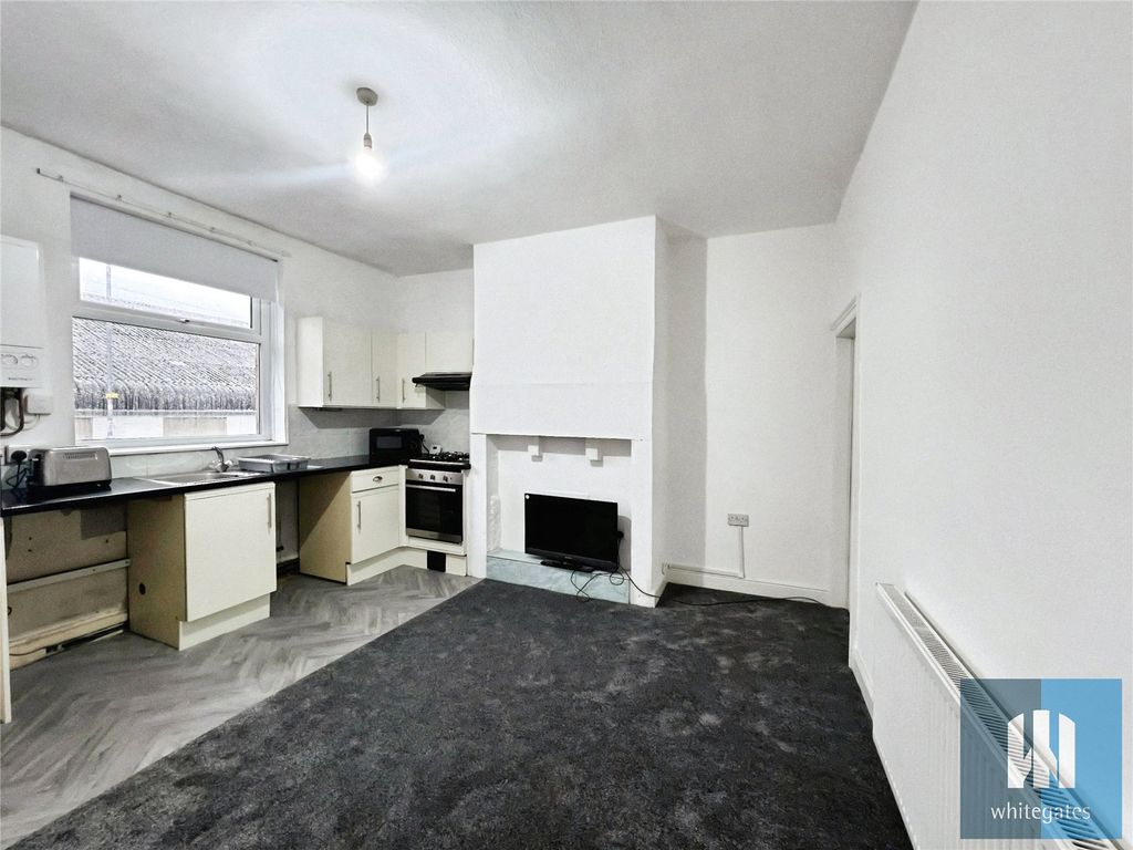 Property photo 3 of 12 Picture No. 08