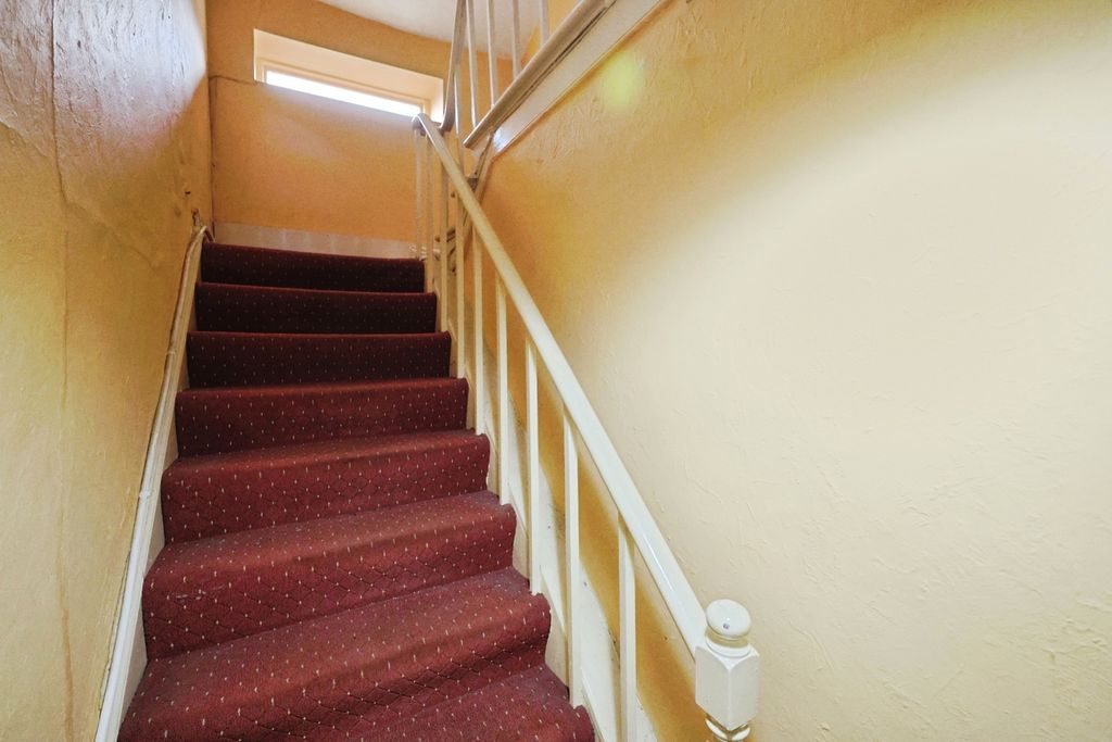 Property photo 2 of 9 Pbox-Img.Jpg