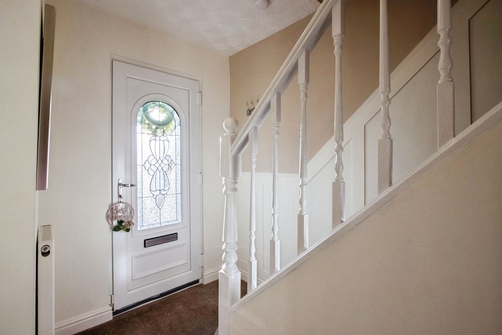 Property photo 3 of 20