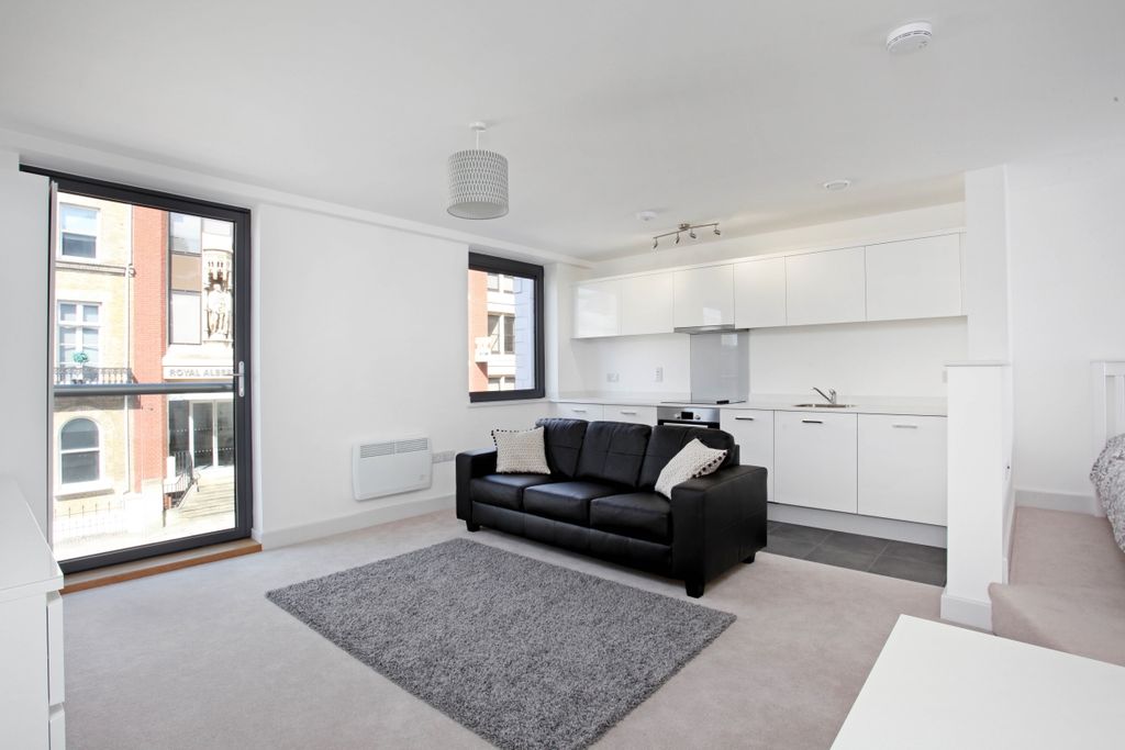 Property photo 2 of 13