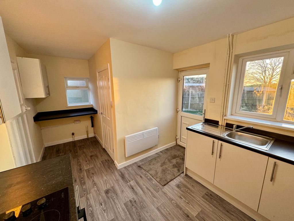 Property photo 3 of 10 Image