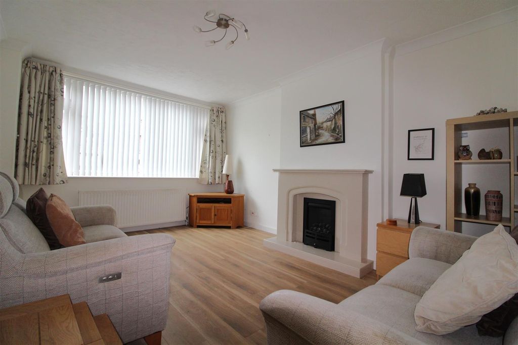 Property photo 2 of 15 Img_4439.Jpg