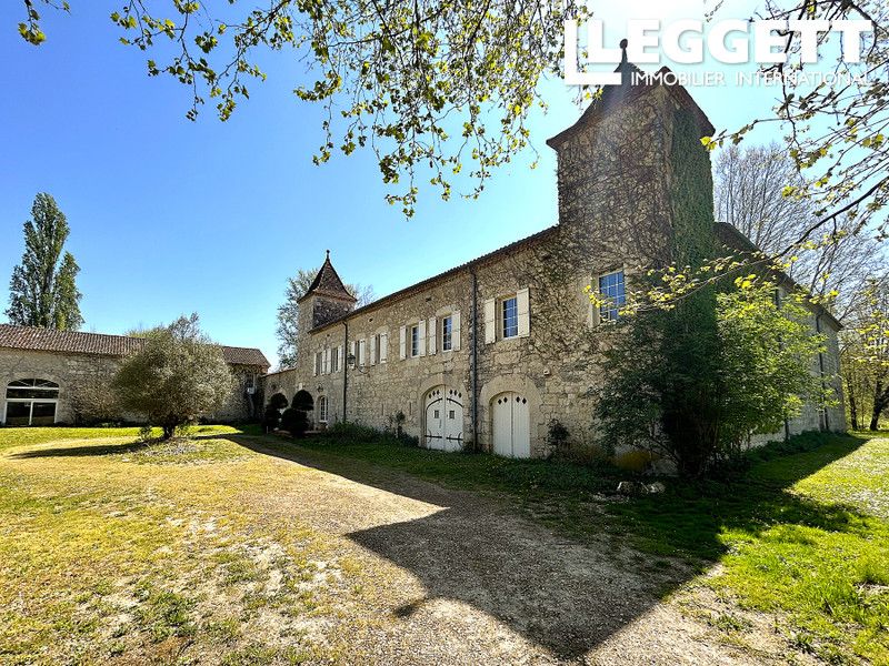 Property photo 1 of 10