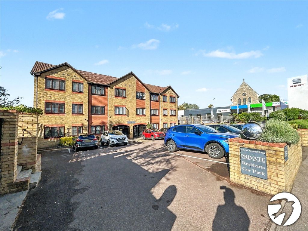 Property photo 1 of 16 Picture No. 06