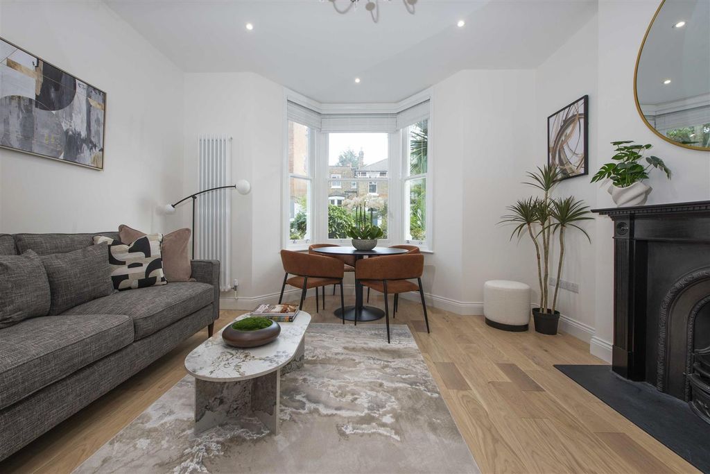 Property photo 3 of 15 53521_Hi-Res(2).Jpg