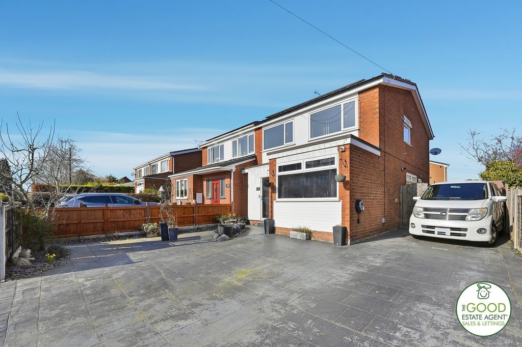 Property photo 2 of 34