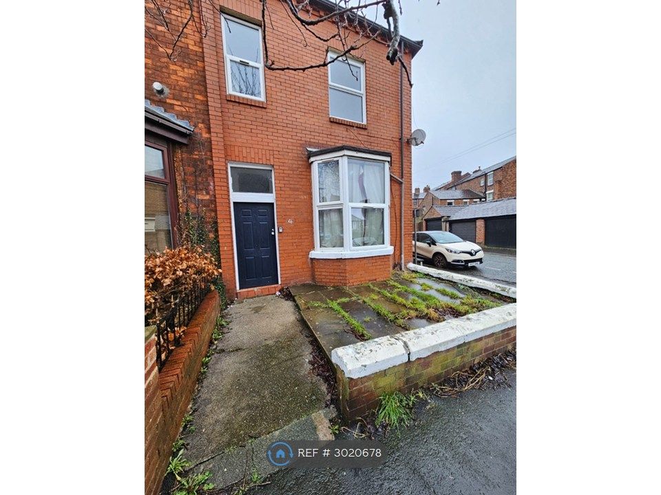 Property photo 1 of 4