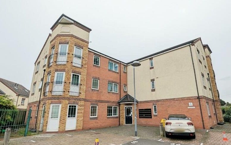 Property photo 1 of 6 Front Of Building