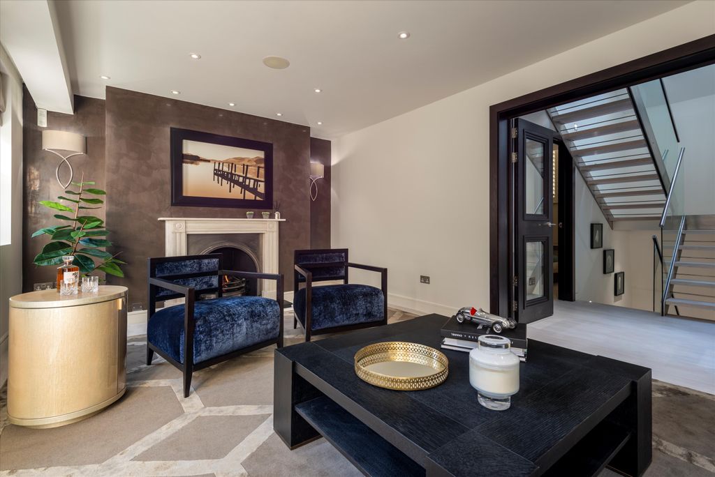 Property photo 3 of 7 Image