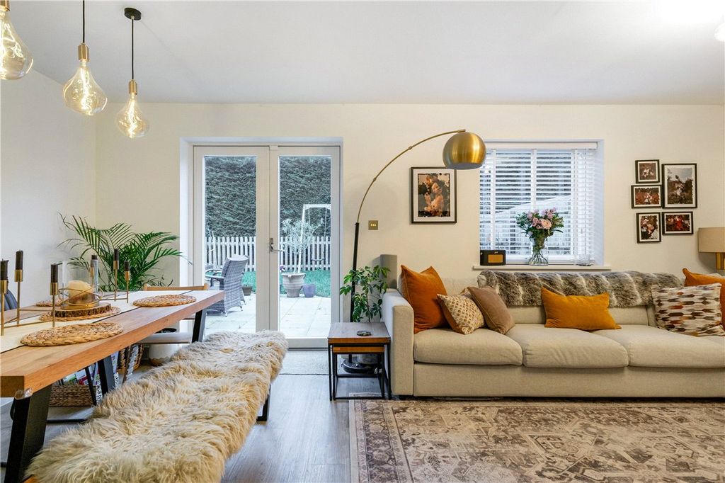 Property photo 3 of 11 Picture No. 11