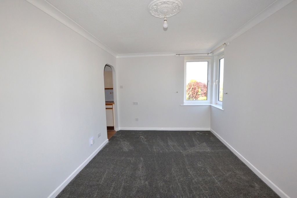 Property photo 2 of 7 Picture No. 25
