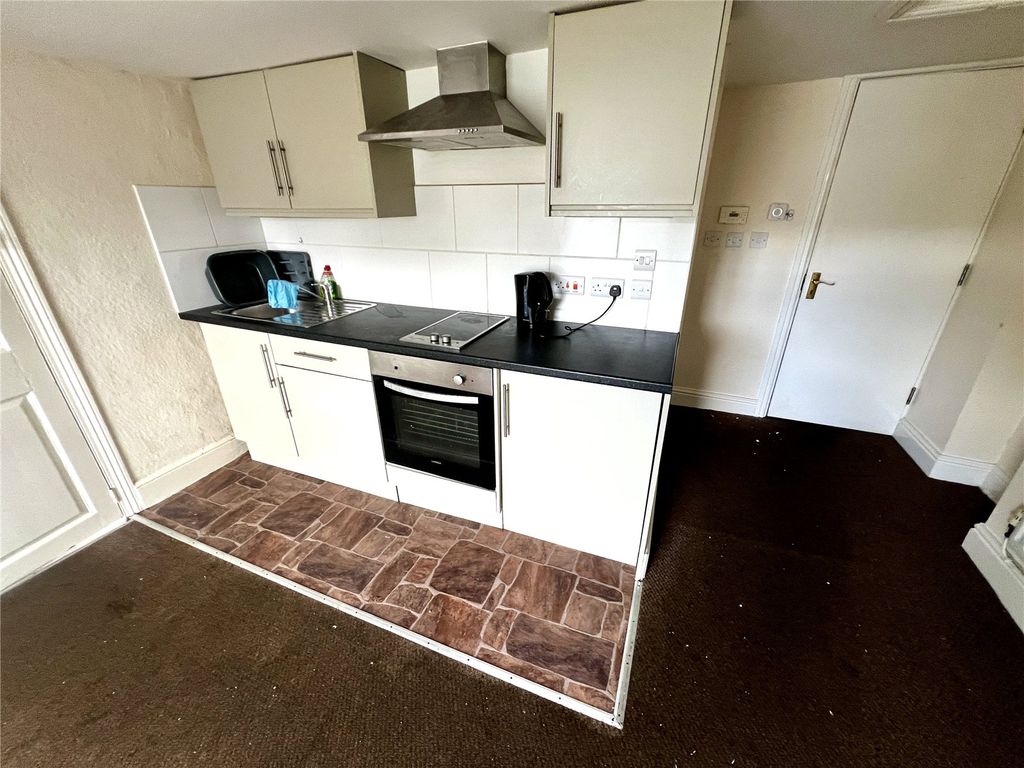 Property photo 3 of 7 Picture No. 09