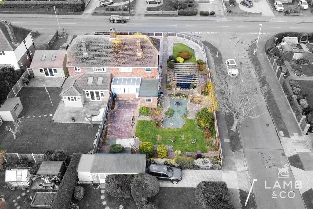 Additional image 25 of 3 bed semi-detached house for saleWalton Road, Frinton-On-Sea CO13