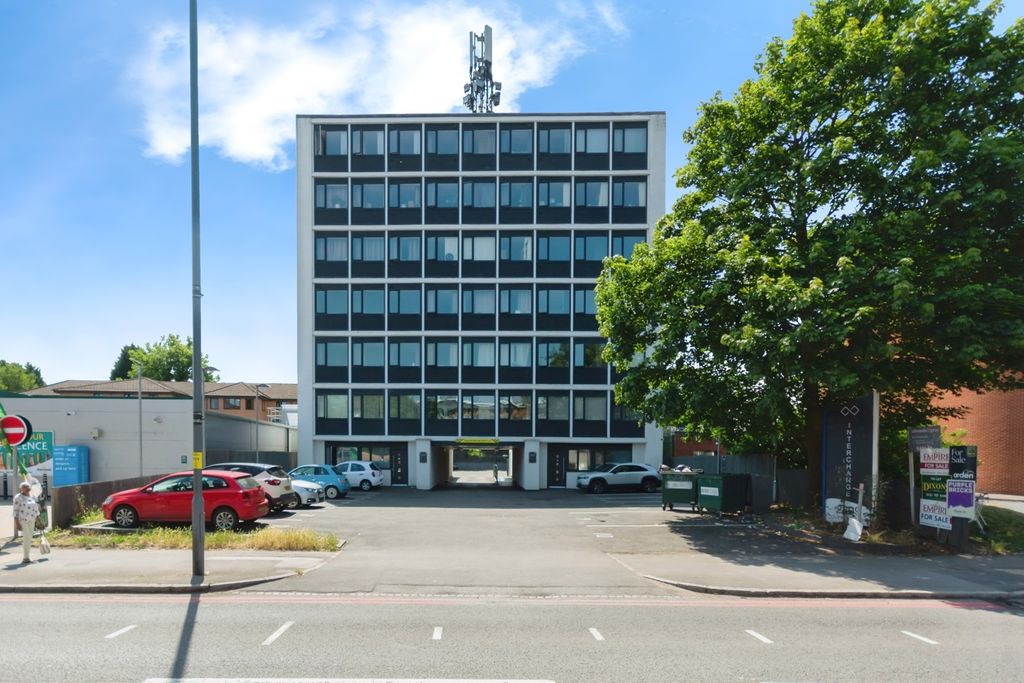 Property photo 1 of 10 Frontage