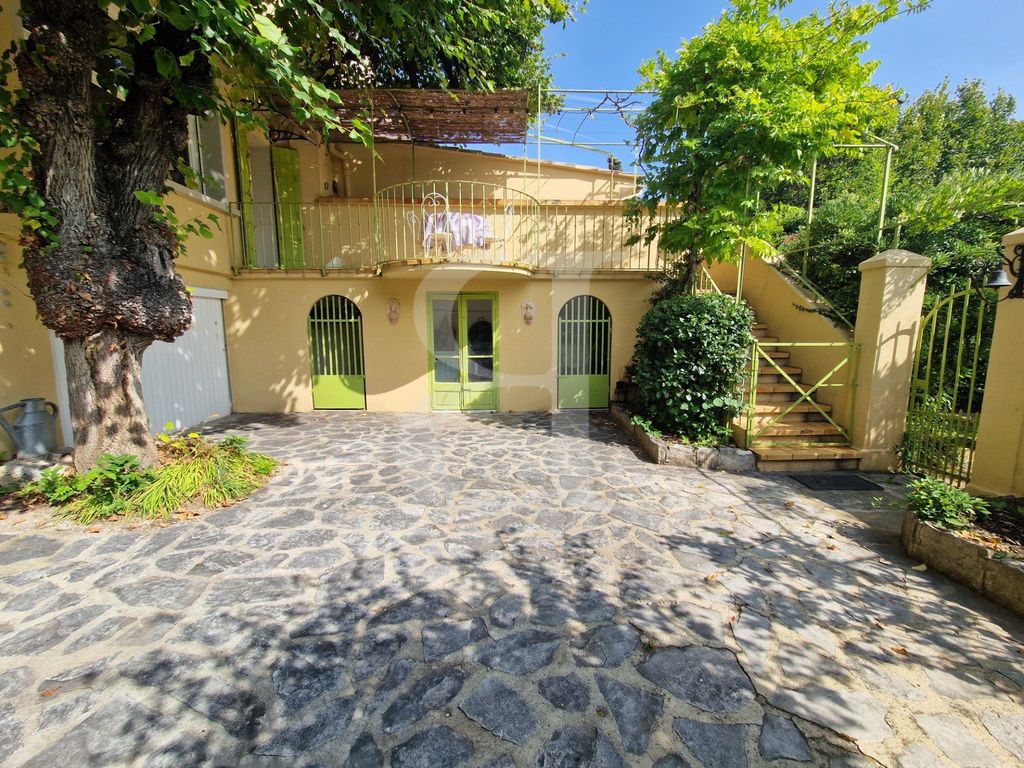 Property photo 1 of 26