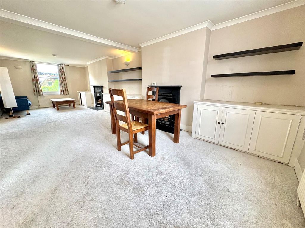 Property photo 1 of 7 6.Jpg