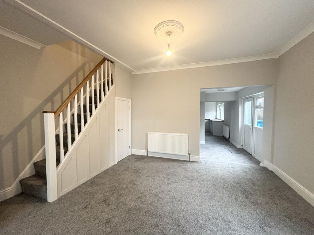 Property photo 3 of 13 Living Room