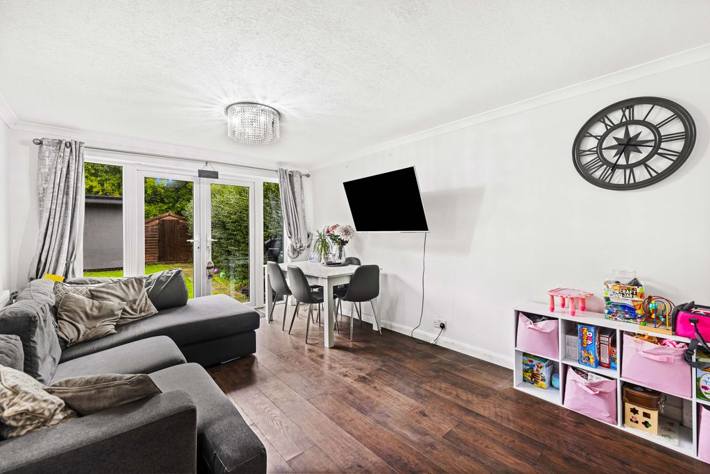 Property photo 2 of 13 Image5.Jpg