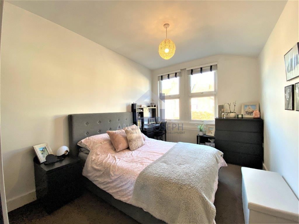 Property photo 3 of 9 Photo 3