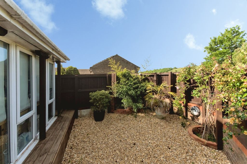 Property photo 2 of 30 Pbox-Img.Jpg