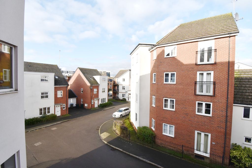 Property photo 3 of 9