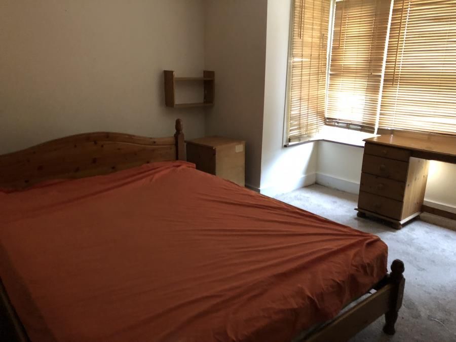 Property photo 3 of 5 Three Bedroom Ground Floor Flat