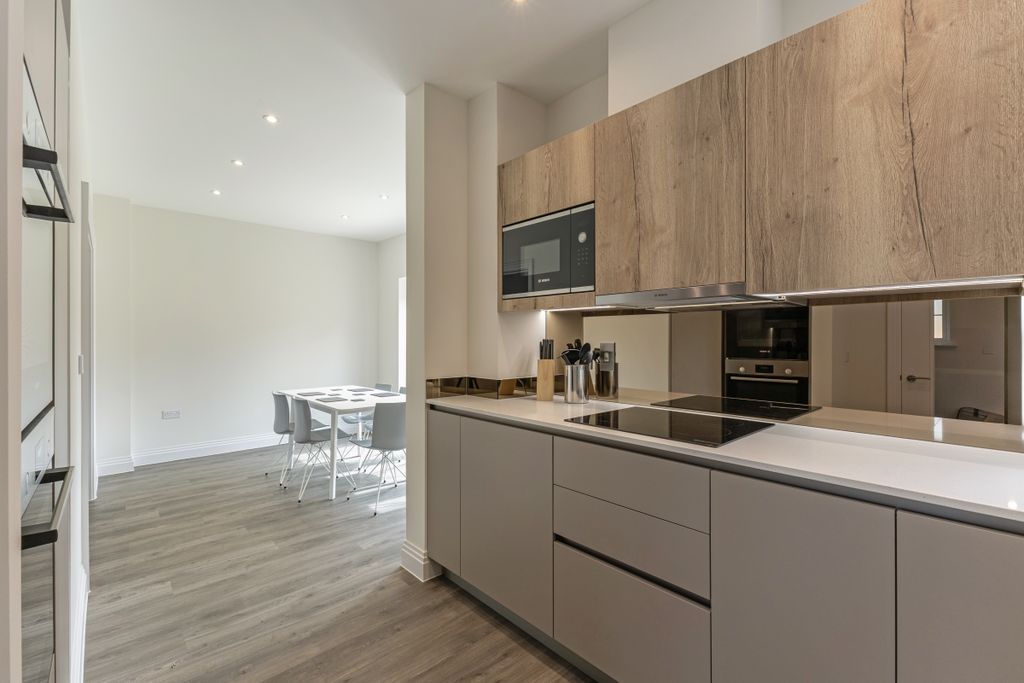 Property photo 3 of 14 Kitchen To Dining