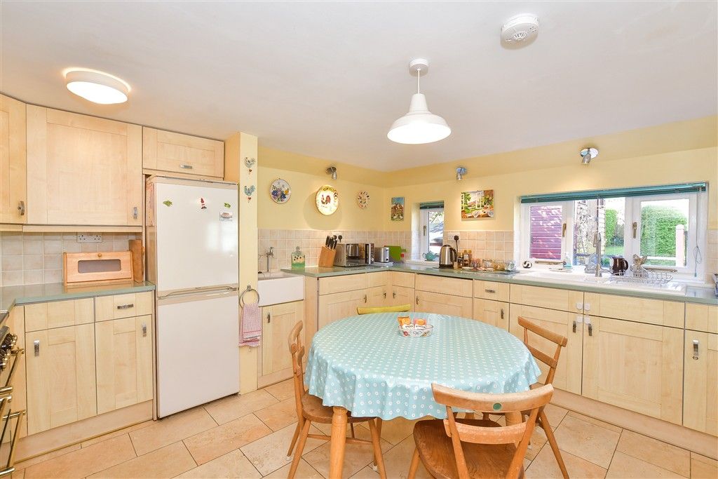 Property photo 1 of 22 Kitchen/ Breakfast Room