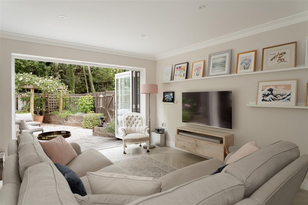 Property photo 3 of 23 20.Jpg