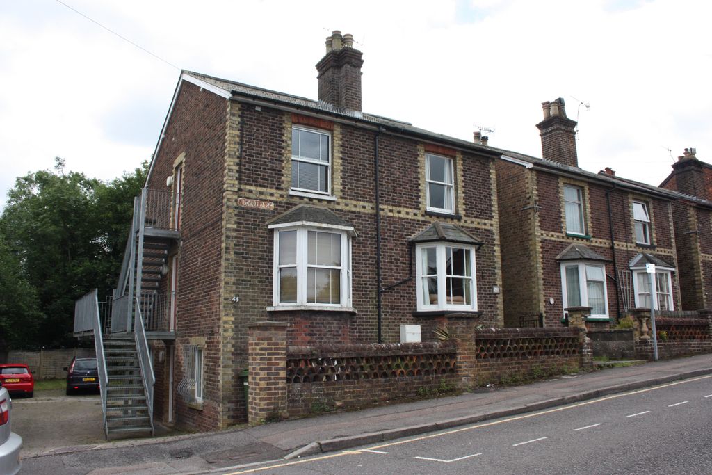 Property photo 1 of 5