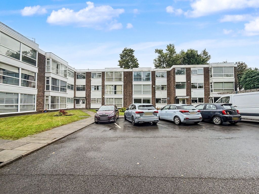 Property photo 1 of 16