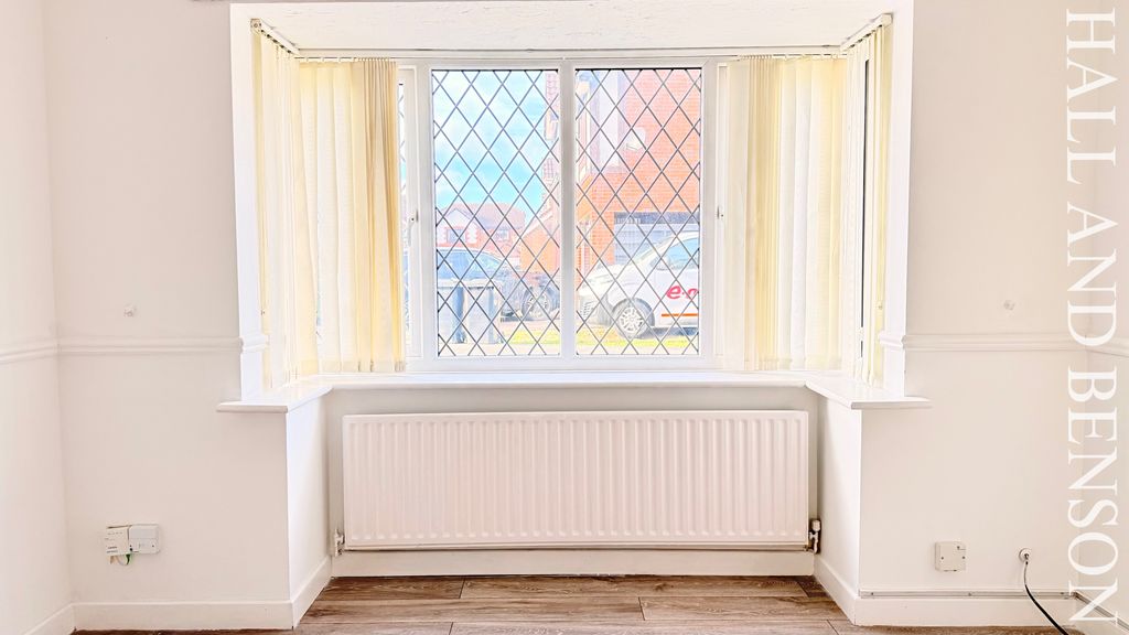 Property photo 2 of 28 Image