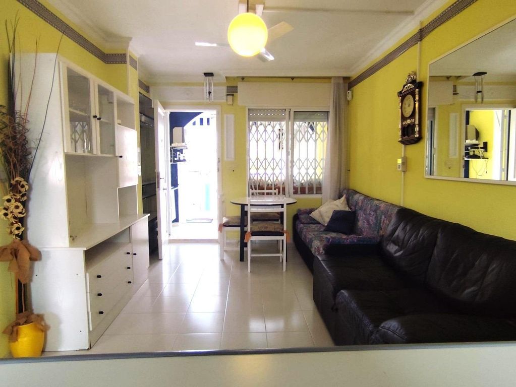 Property photo 1 of 25