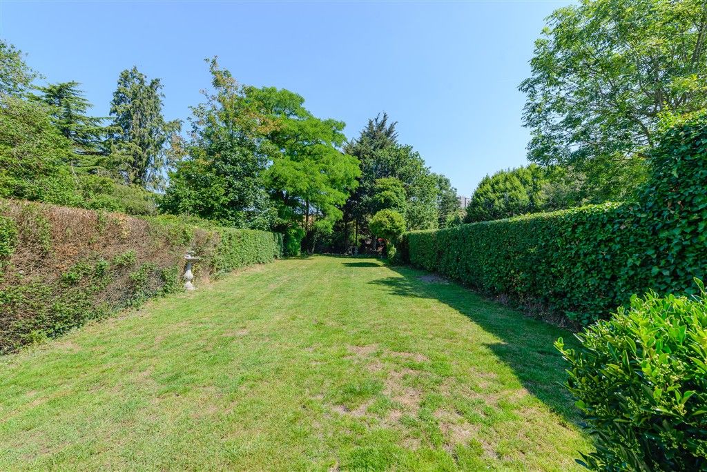 Property photo 2 of 12 Rear Garden