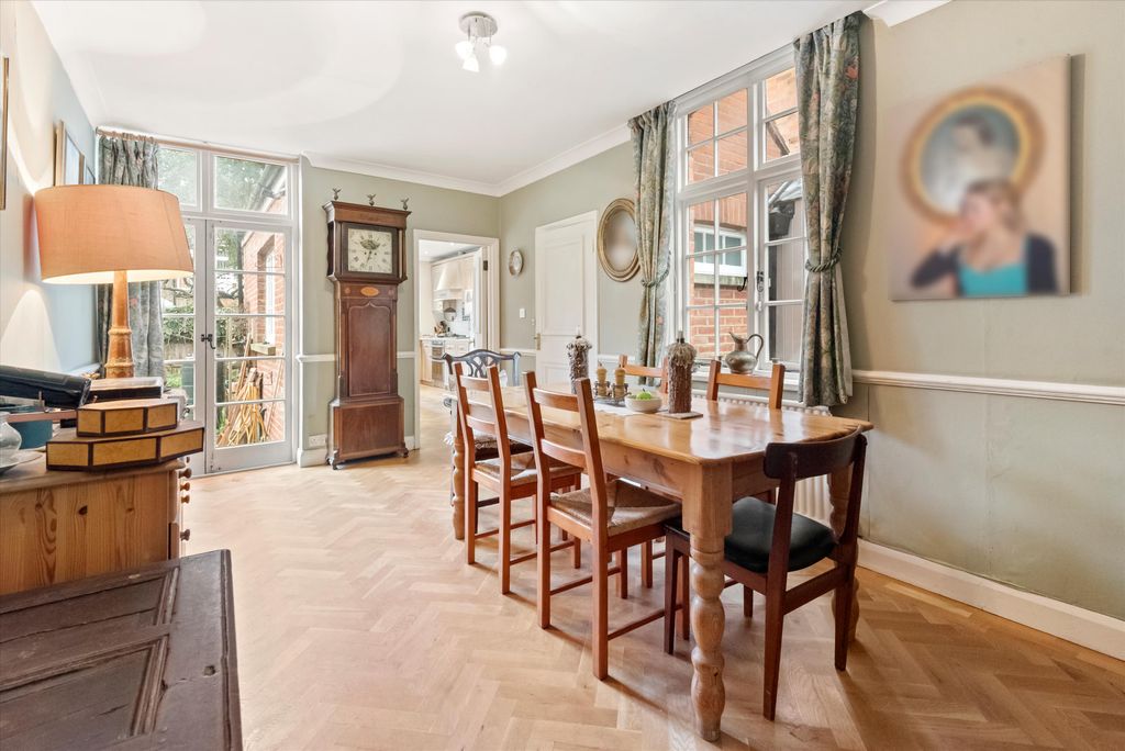 Property photo 3 of 9 Image