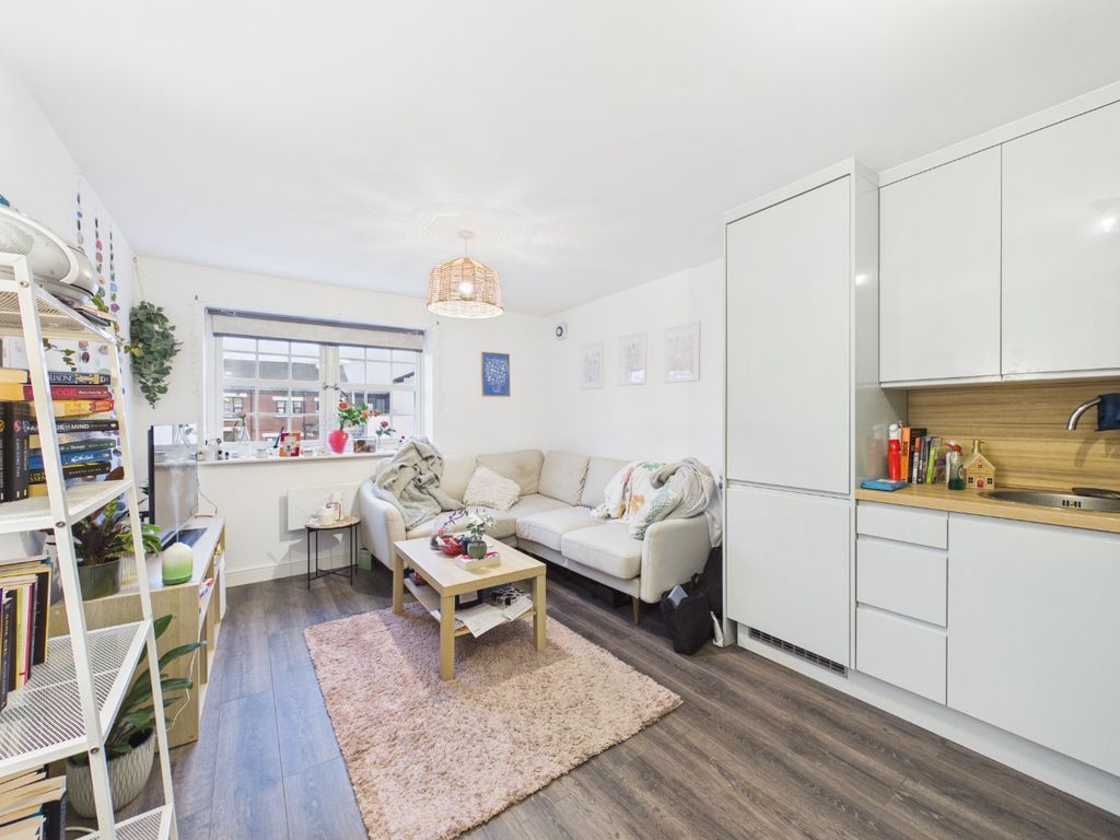 Property photo 3 of 15 2860775