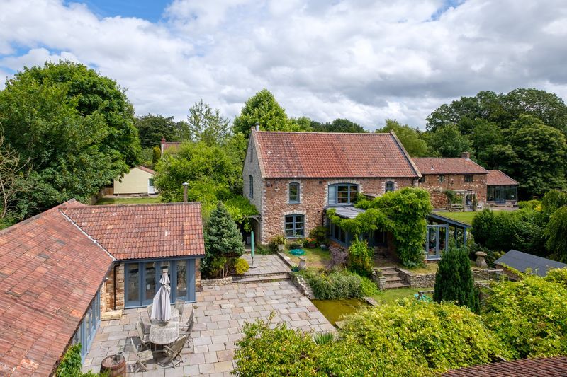 Property photo 2 of 28 The Granary And Pool House