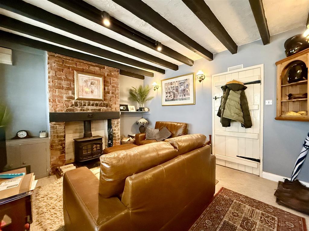Property photo 3 of 16 3