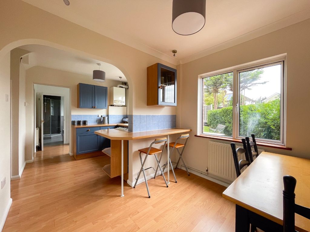 Property photo 2 of 22 4390045