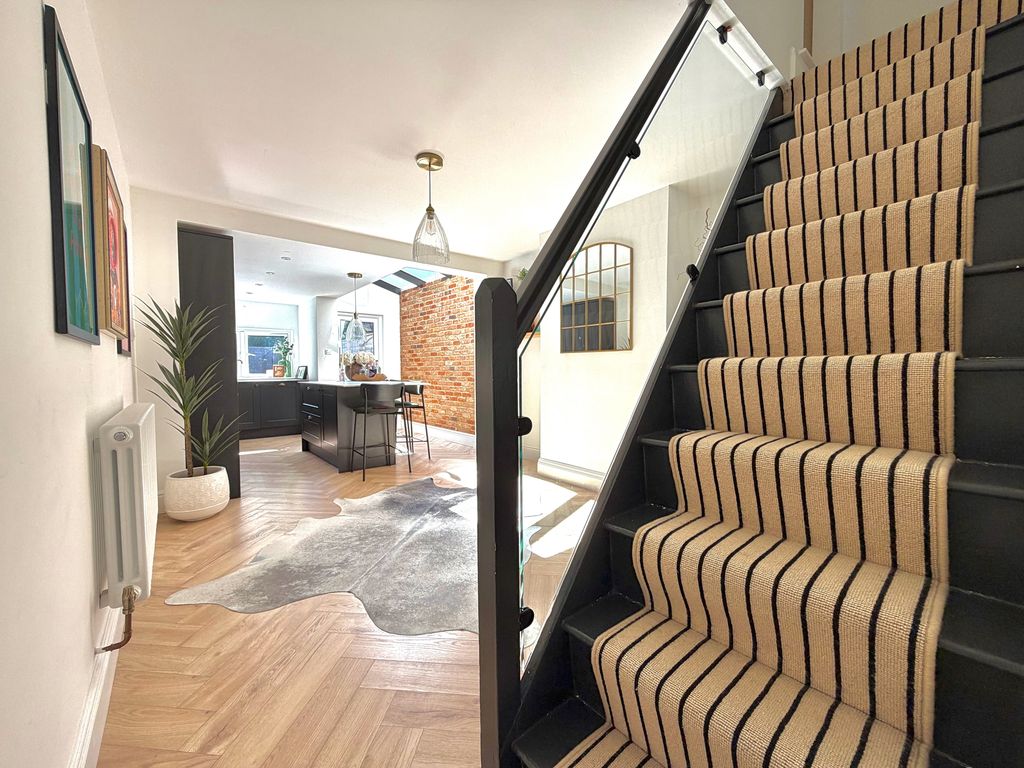 Property photo 3 of 15 Dining Room