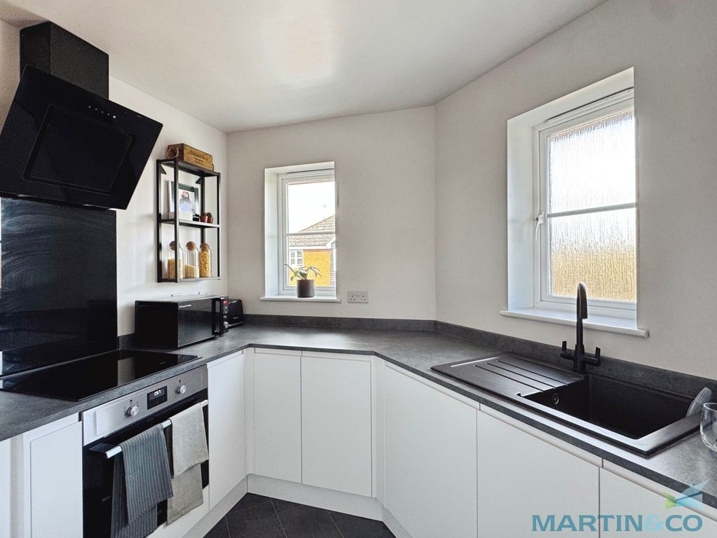 Property photo 3 of 13 0d71352E--4918-9116-732D2F4CC4C6-10396-00000501Afd