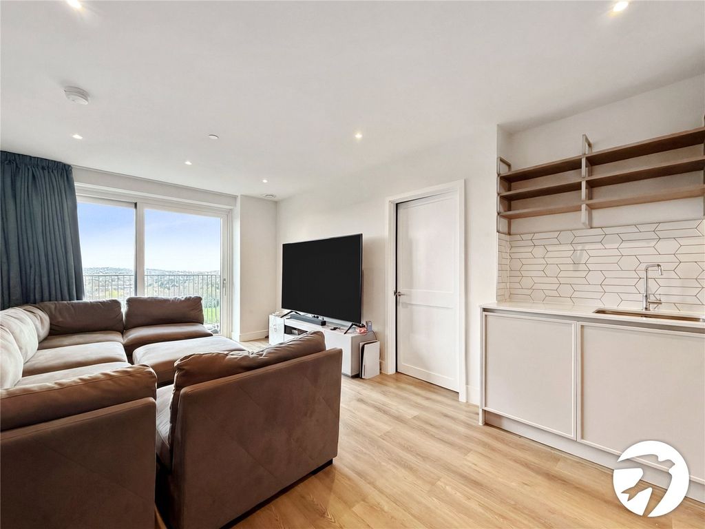 Property photo 2 of 14 Reception Room