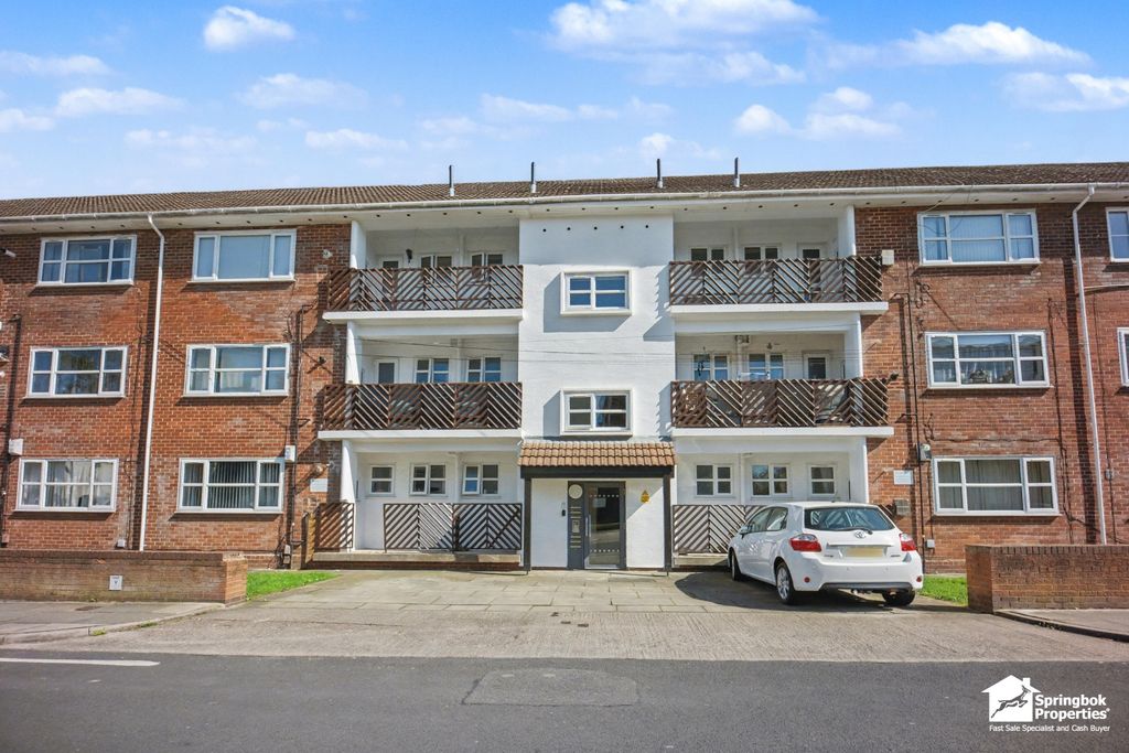 Property photo 1 of 14 Front View