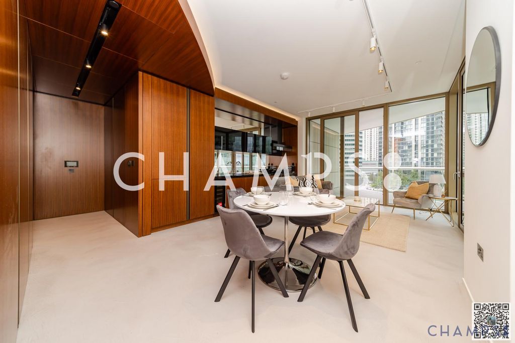 Property photo 1 of 36 Stunning Two Bedroom Apartment To Let