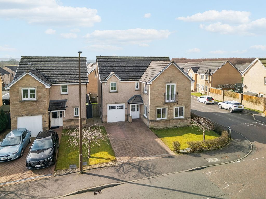 Property photo 1 of 45