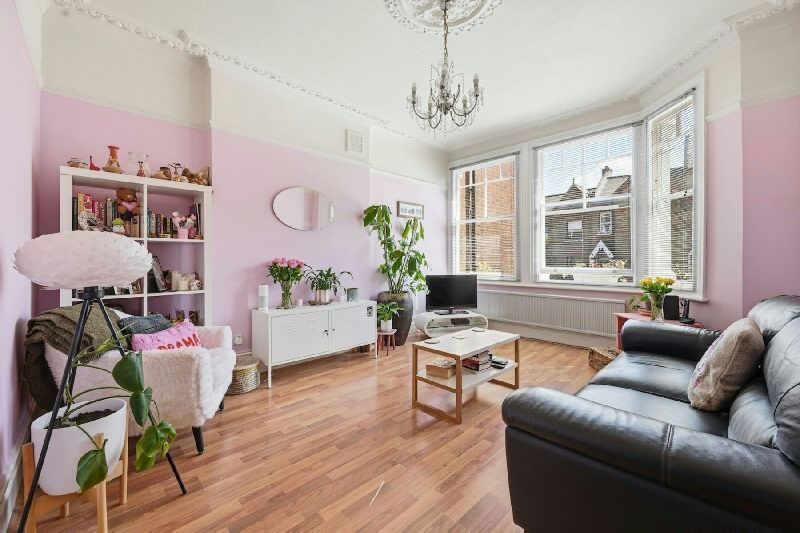 Property photo 1 of 9 Main Picture