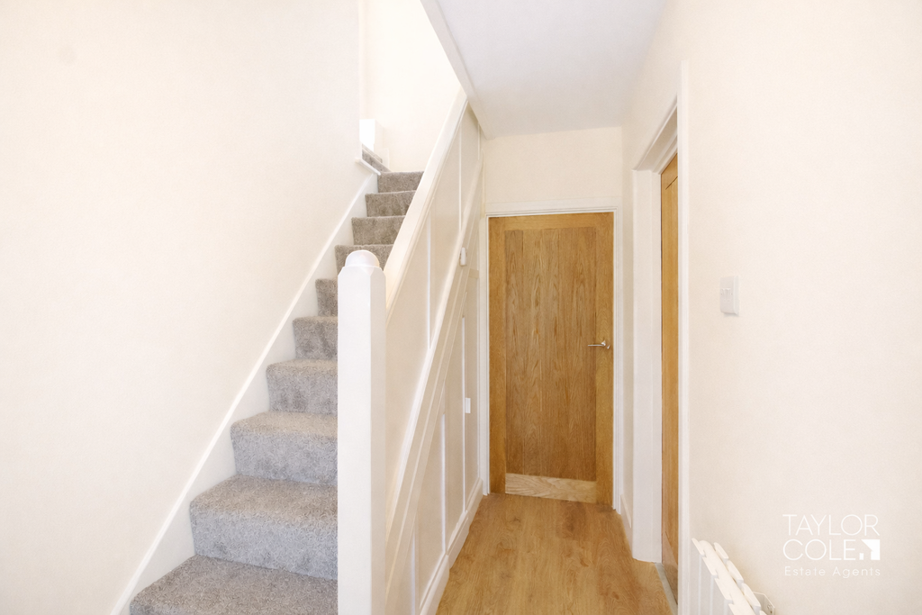 Property photo 2 of 29